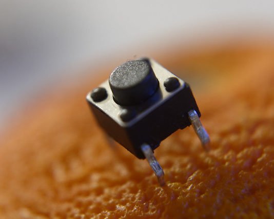 Le fabricant de puces électroniques Micron Technology réalise un partenariat avec l’Université Tsinghua